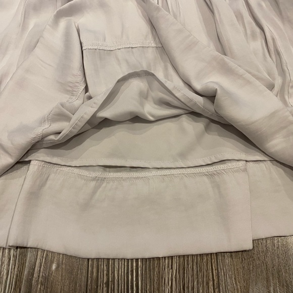 Banana Republic Goddess Mini Skirt (Size 12P) - Picture 8 of 10